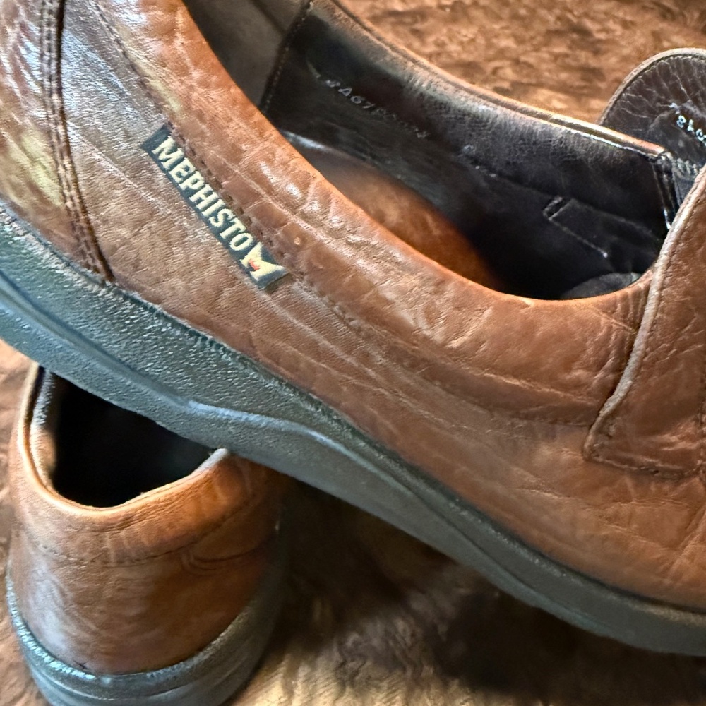 Mephisto loafers Size 11 1/2